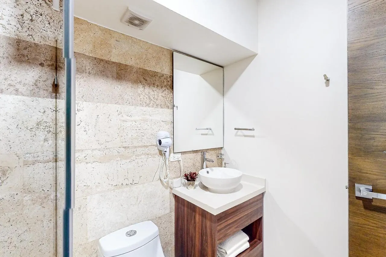 Menesse Midtown 2 Unit 208 Hotel Playa del Carmen