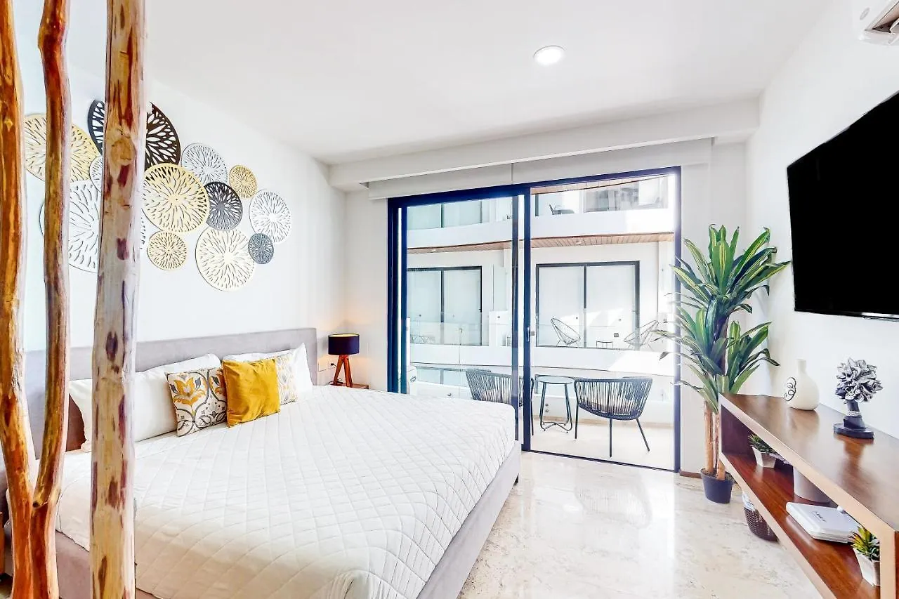 Menesse Midtown 2 Unit 208 Hotel Playa del Carmen