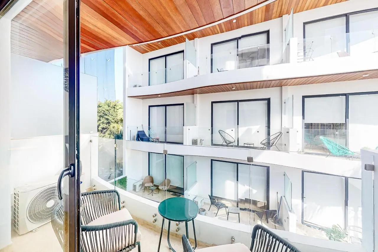 Menesse Midtown 2 Unit 208 Hotel Playa del Carmen